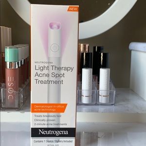 Brand New Neutrogena Acne Light